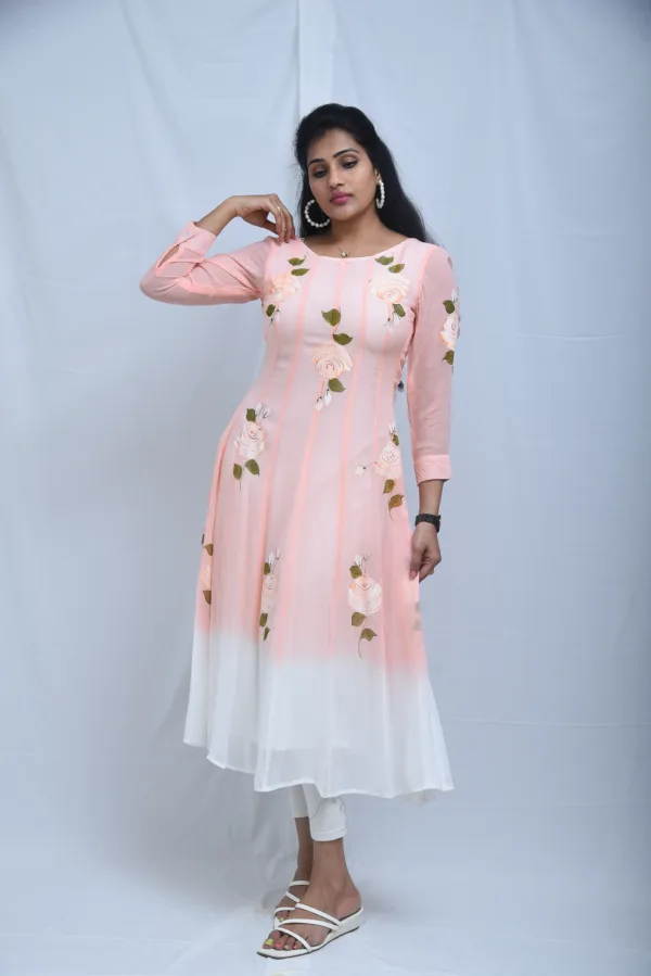 Flora Women's Peach Floral Painted Kurta