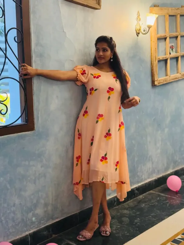 pure georgette hand painted Peach dress with pink and yellow Hibiscus flowers