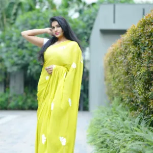 pure georgette hand painted Fluorescent green saree with white daisy bunches